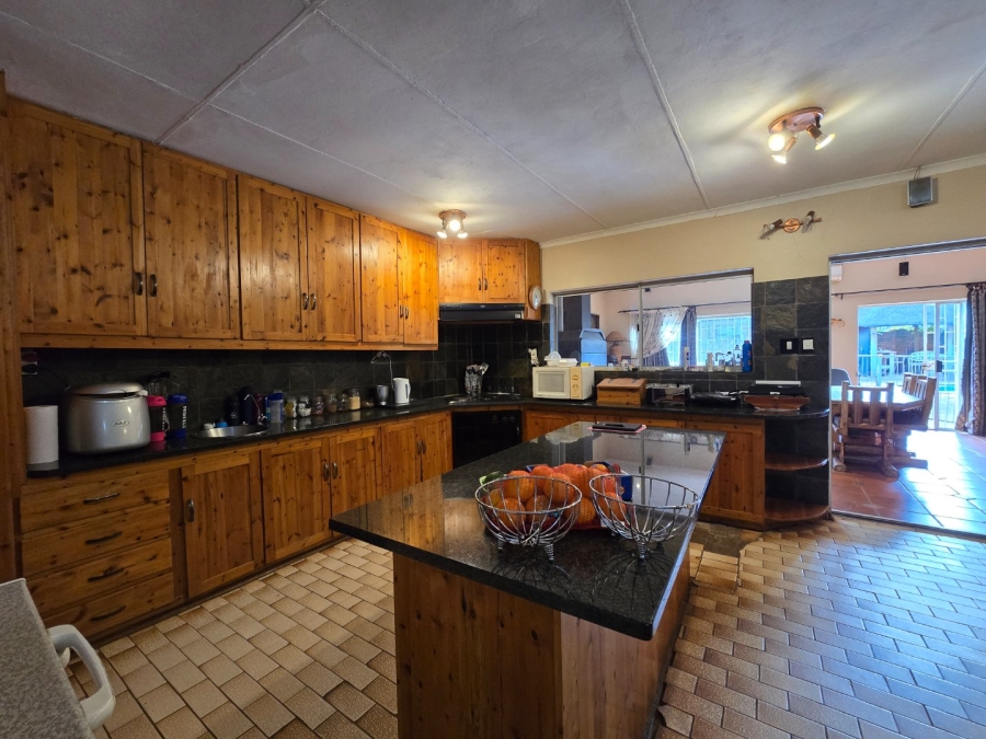 4 Bedroom Property for Sale in Universitas Ridge Free State